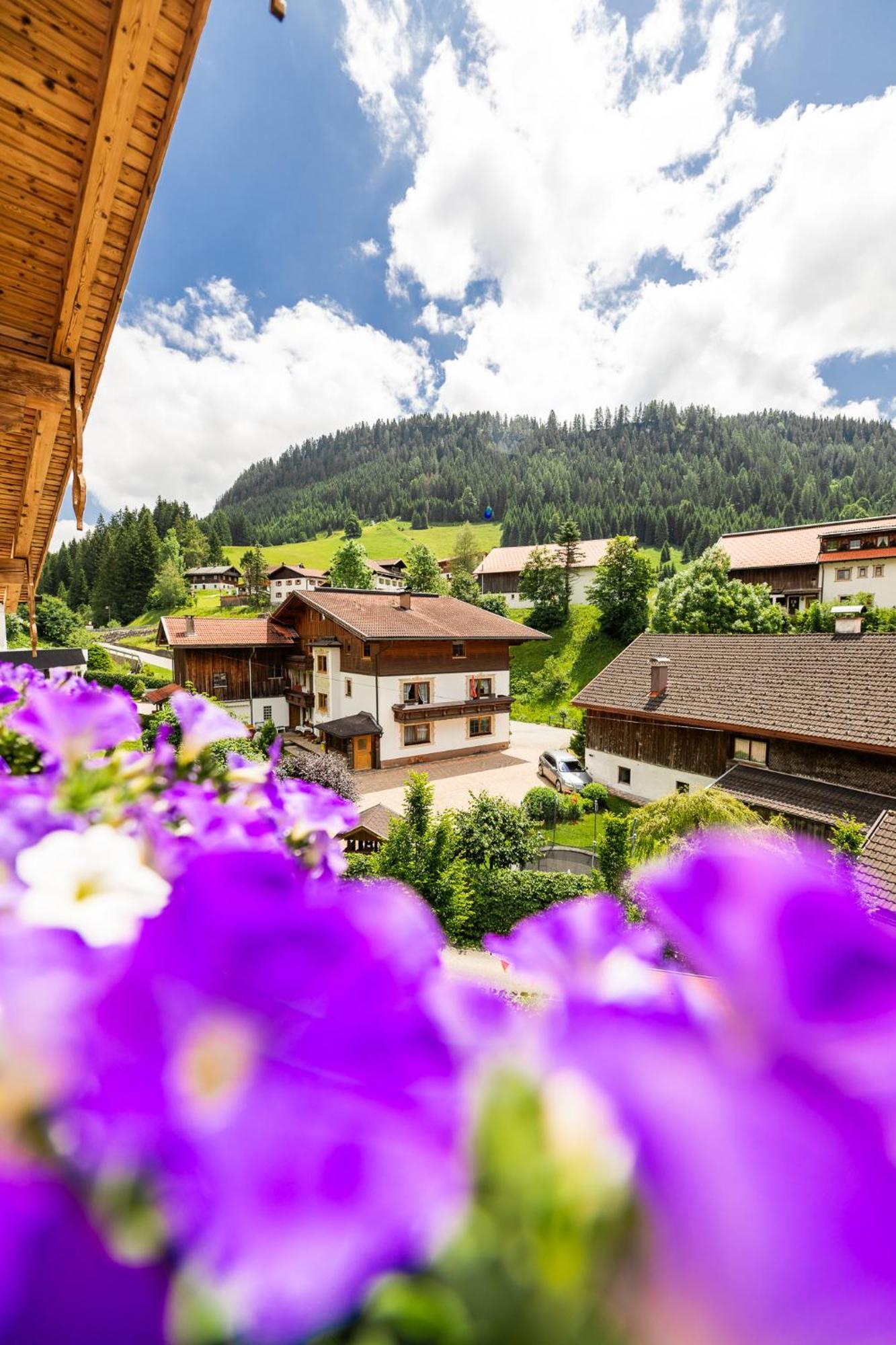 Mountainlodge Tirol Berwang Room photo